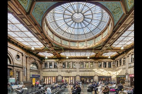 A masterplan for Edinburgh Waverley station is to be drawn up.